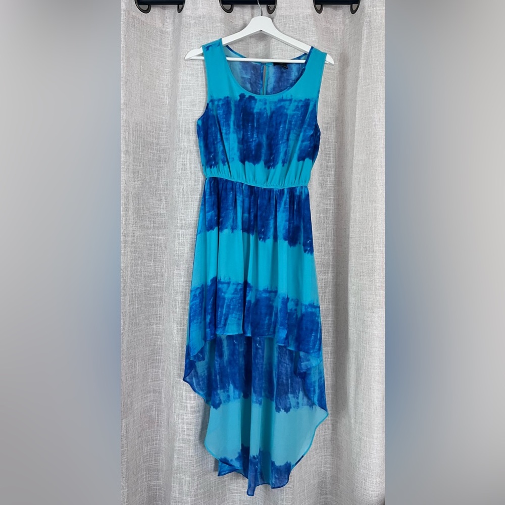 Vibrant flowy dress